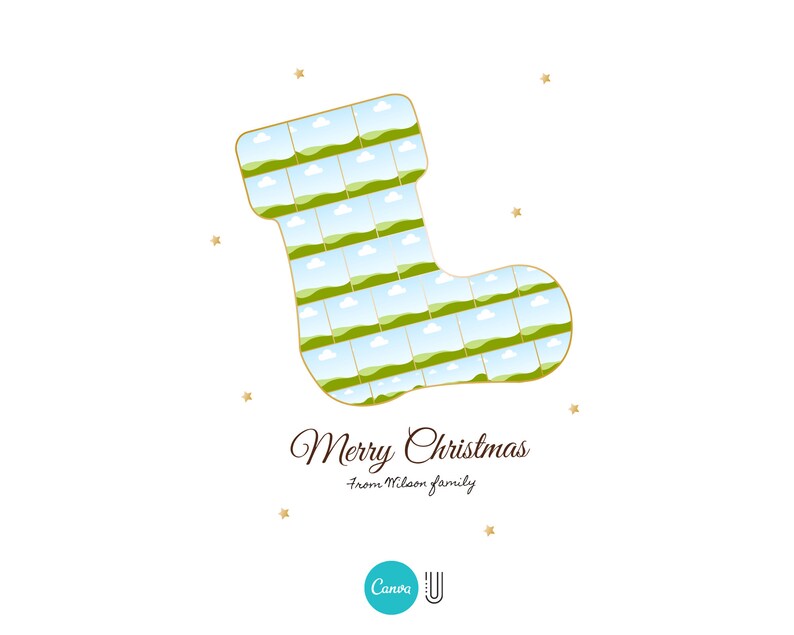 K&ouml;nnte beinhalten: Ein Weihnachtsstrumpf mit goldener Umrandung, gef&uuml;llt mit einem Muster aus gr&uuml;nen Feldern und blauem Himmel. Der Text "Merry Christmas from Wilson family" befindet sich unter dem Strumpf.