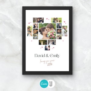 Op de afbeelding: Een ingelijste collage van trouwfoto's die in de vorm van een hart zijn gerangschikt, met roze hartjes die rond de collage zijn verspreid. De namen "David & Emily" staan onder de collage met de tekst "loving you since 2014".