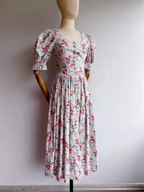 Beautiful vintage traditional dress Dirndl made o… - image 1