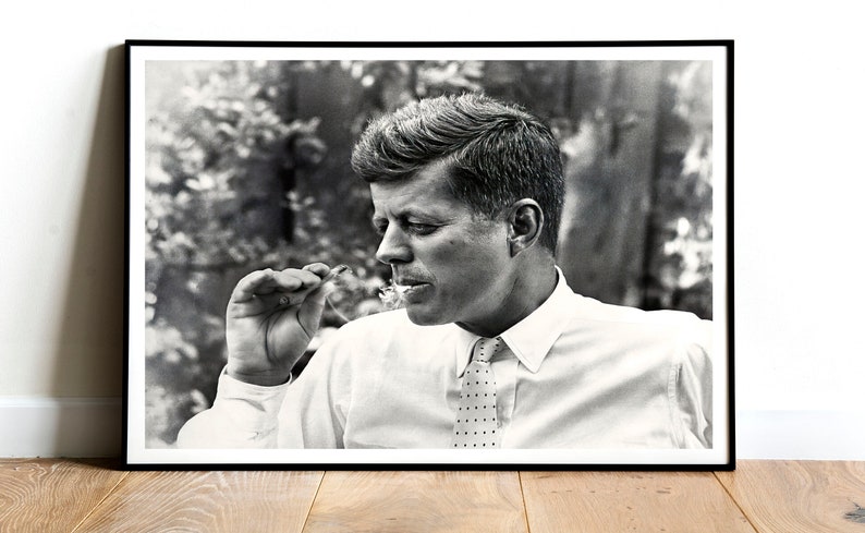 Póster de John F. Kennedy fumando, arte mural vintage, póster de JFK, póster político, impresión de John F. Kennedy, póster histórico, decoración de pared, foto imagen 4