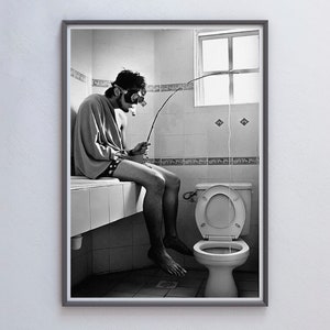 Mann fischt in der Toilette Poster, lustiges Badezimmer Wandbild, schwarz weiß, Lustiges Badezimmer Poster, Toiletten Kunst, Jungen Badezimmer Dekor, Fotoabzug