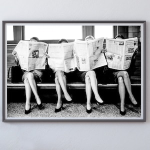 Women Reading Newspaper in Paris Print, Black and White, Vintage Poster, Retro Wall Art, Library Art Print, Antique Photos, Digital Download