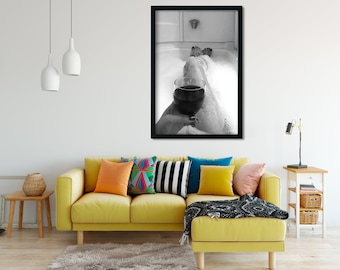 Frau in der Badewanne Wein Druck, schwarz weiß Badezimmer Kunst (digitaler Download)