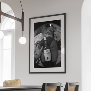 Plakat Whisky, wydruk na wózku barowym, sztuka ścienna Hypebeast, czarno-biała, fotografia erotyczna, sztuka ścienna z alkoholem, wystrój angielskiego pubu, plakat feministyczny