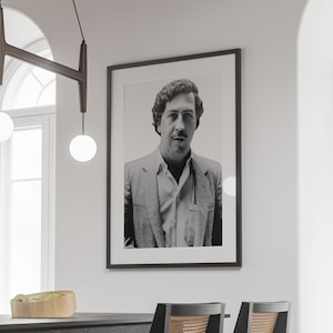 Pablo Escobar Poster, Black and White, Pablo Escobar Print, Vintage Poster, White house, Pablo Escobar Canvas, Legena poster, Photo