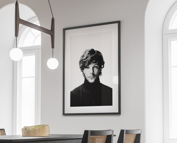 Black and White Louis Tomlinson Poster Aesthetic Room Decor -  Denmark