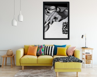 Poster Frau raucht und trinkt Kaffee, Luxusmode-Druck, schwarzweiß, trendige druckbare Wandkunst, feministisches Poster, Coffee-Shop-Dekor
