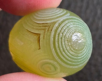 Exceptionally High Quality and Incredibly Rare Natural Eye Agate from Mongolia Gobi Desert. Green Chalcedony.