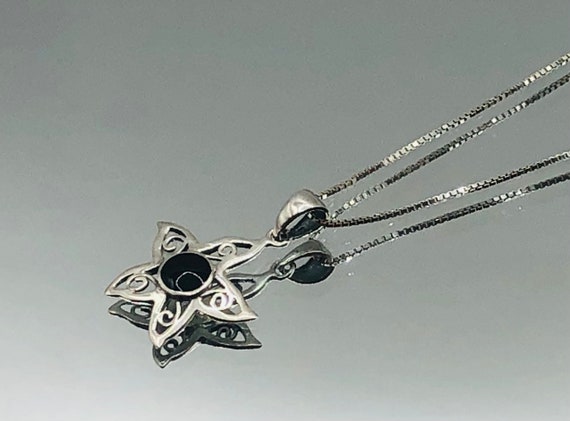 Sterling Silver Flower On Fine Box Chain Pendant … - image 1