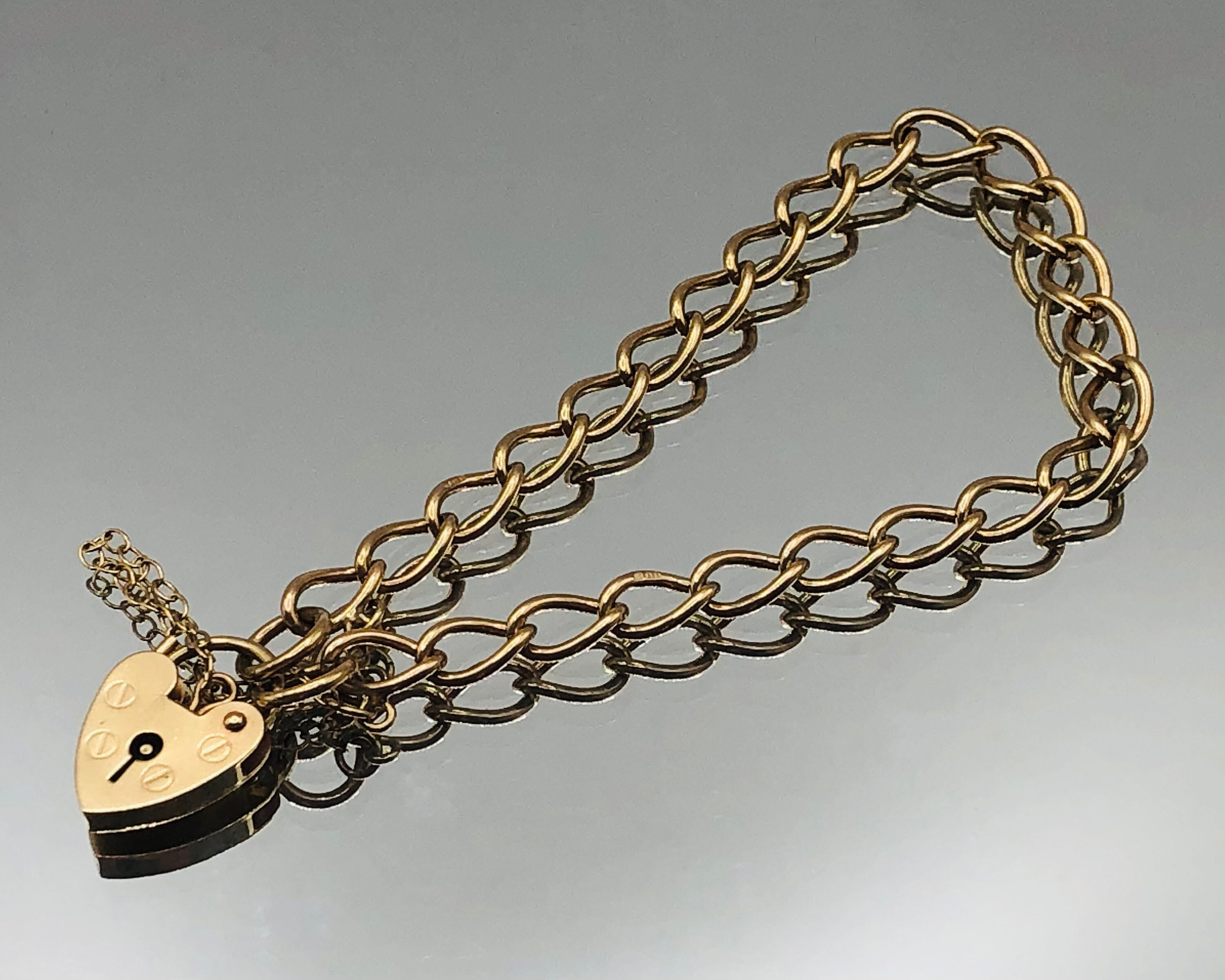 9ct Gold Heart Lock Link Charm Bracelet Vintage