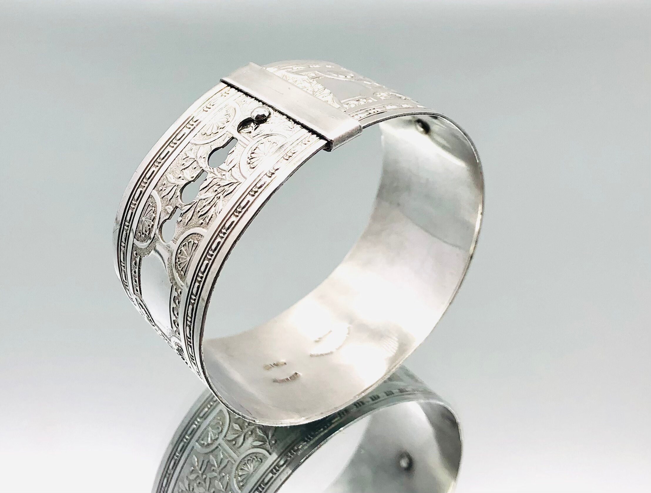 Hg&s silver bracelet best sale