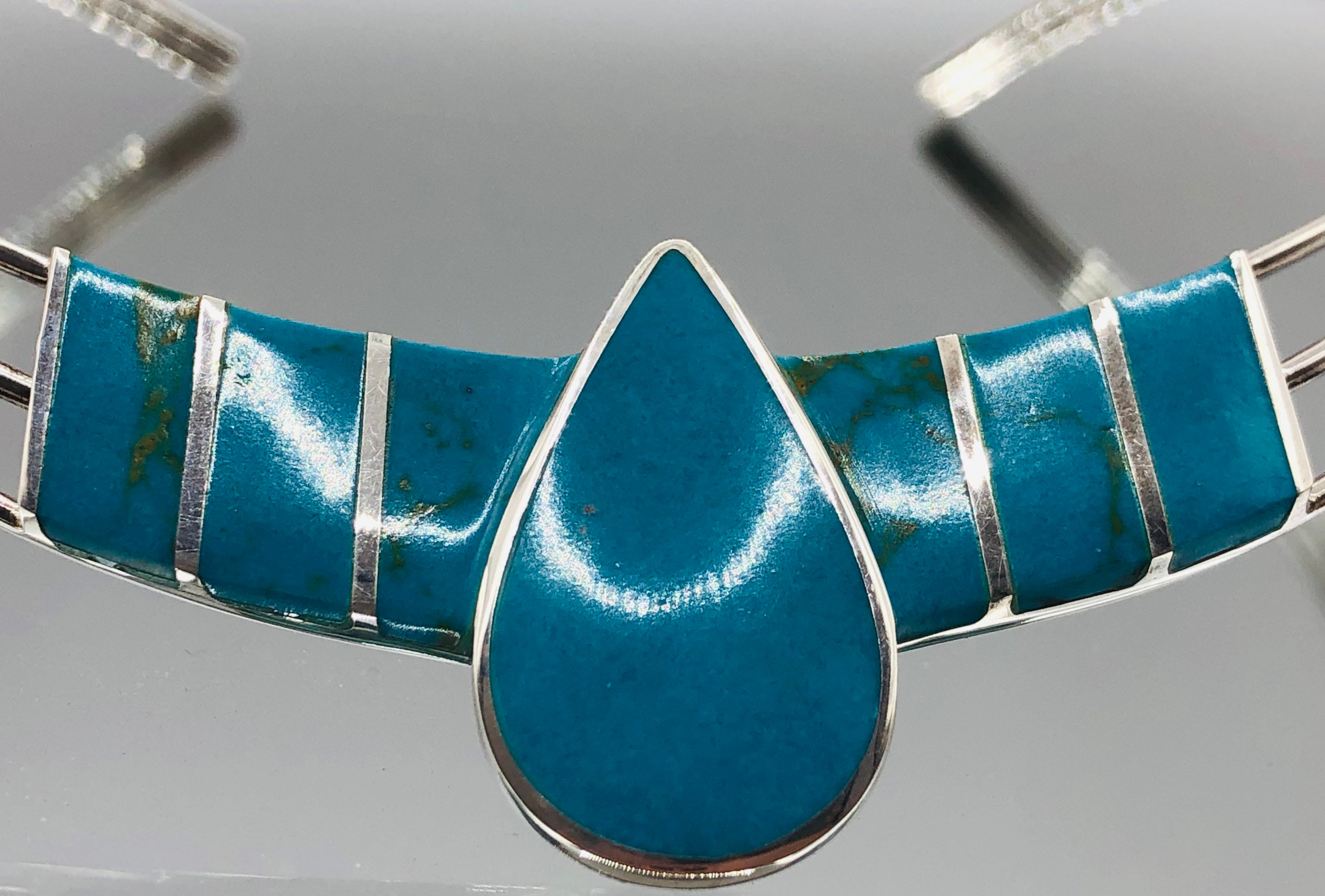 Collier Ancien Torque Articulé Avec Turquoises - Bijou Vintage - Occasion