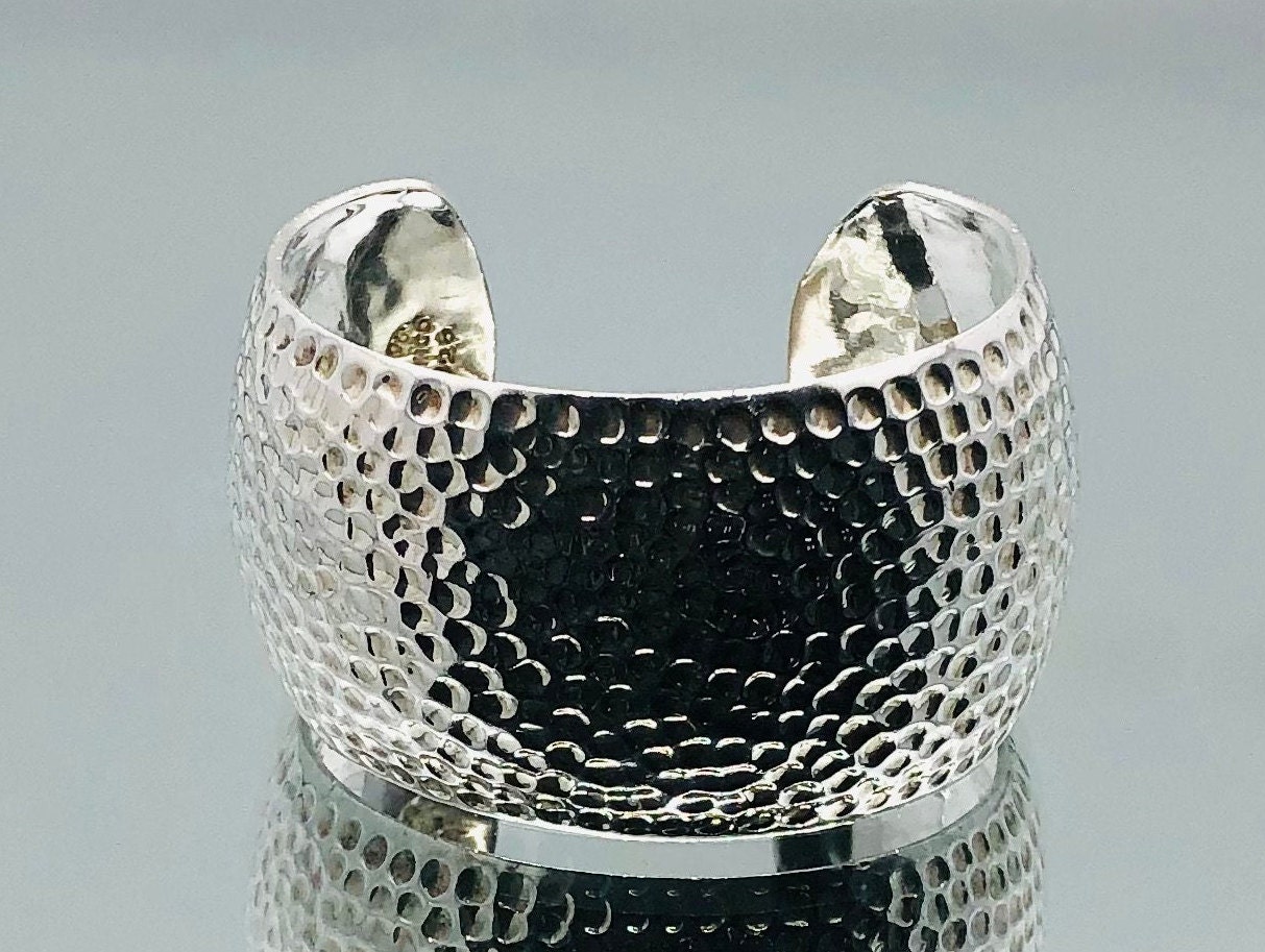 Vintage Mexico Silver Dome Shaped Bangle Bracelet, Mexican