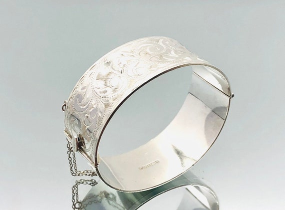 Bracelon Ltd Sterling Silver Floral Engraved Bangle 1964