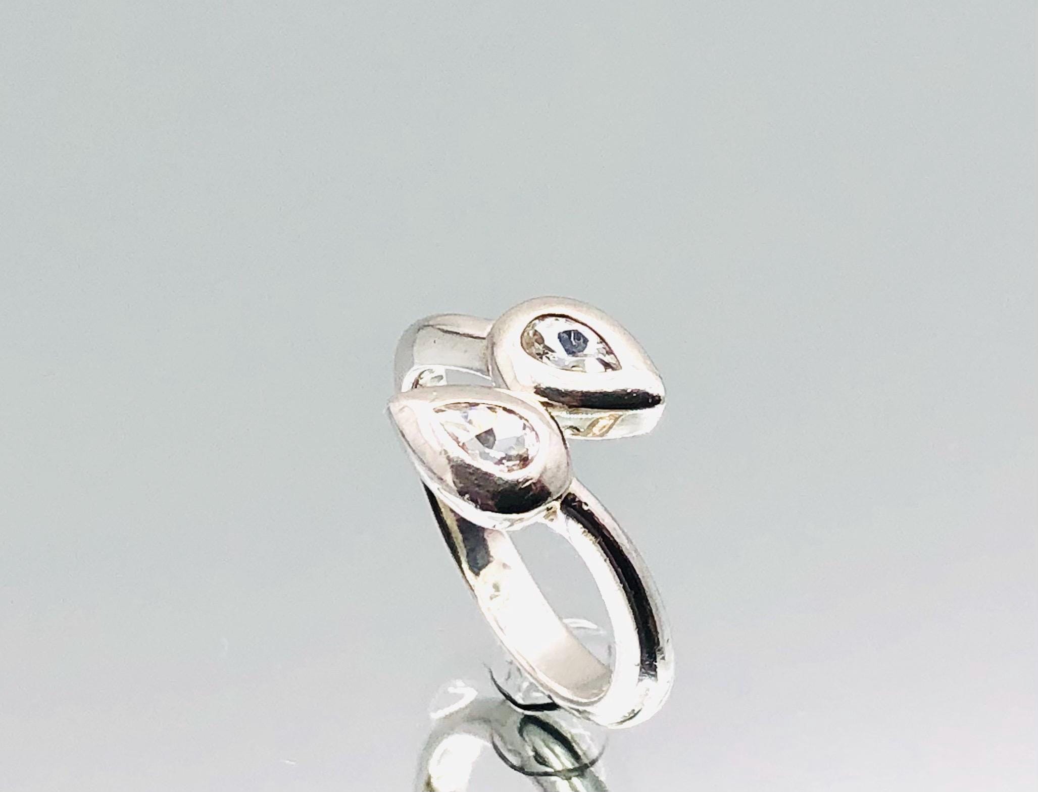 Links of London Sterling Silver White Topaz Bypass Ring Vintage UK