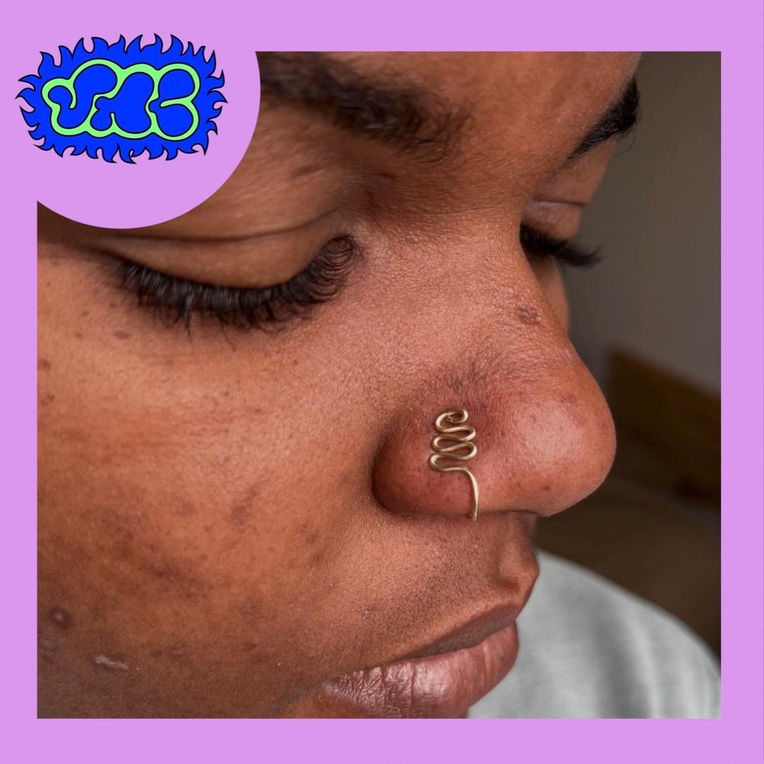 Labret/tragus/helix piercing en acier doré chirurgical-motif papillon