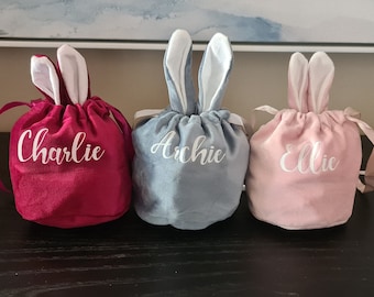 Personalisierte Hasentasche / Samt-Ostern-Tasche / Ostern / Ostereiersuche / Kordelzug / Personalisiert