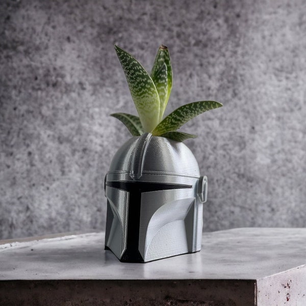 Mando/Mandalorian Star Wars 3D Printed Planter - For 5-6cm Pot - FREE DELIVERY