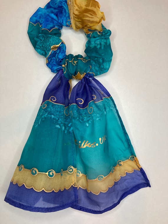 2 piece silky scarf set Wrapables Womens 2 Piece Silky Feeling Satin Square Scarf  main image 4