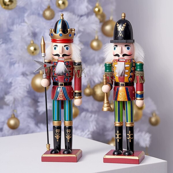 Twiddlers - 2 soldats de Noël casse-noisette en bois 30 cm - Décorations de Noël en bois de pin faites main de qualité supérieure, décorations de fête avec pièces mobiles