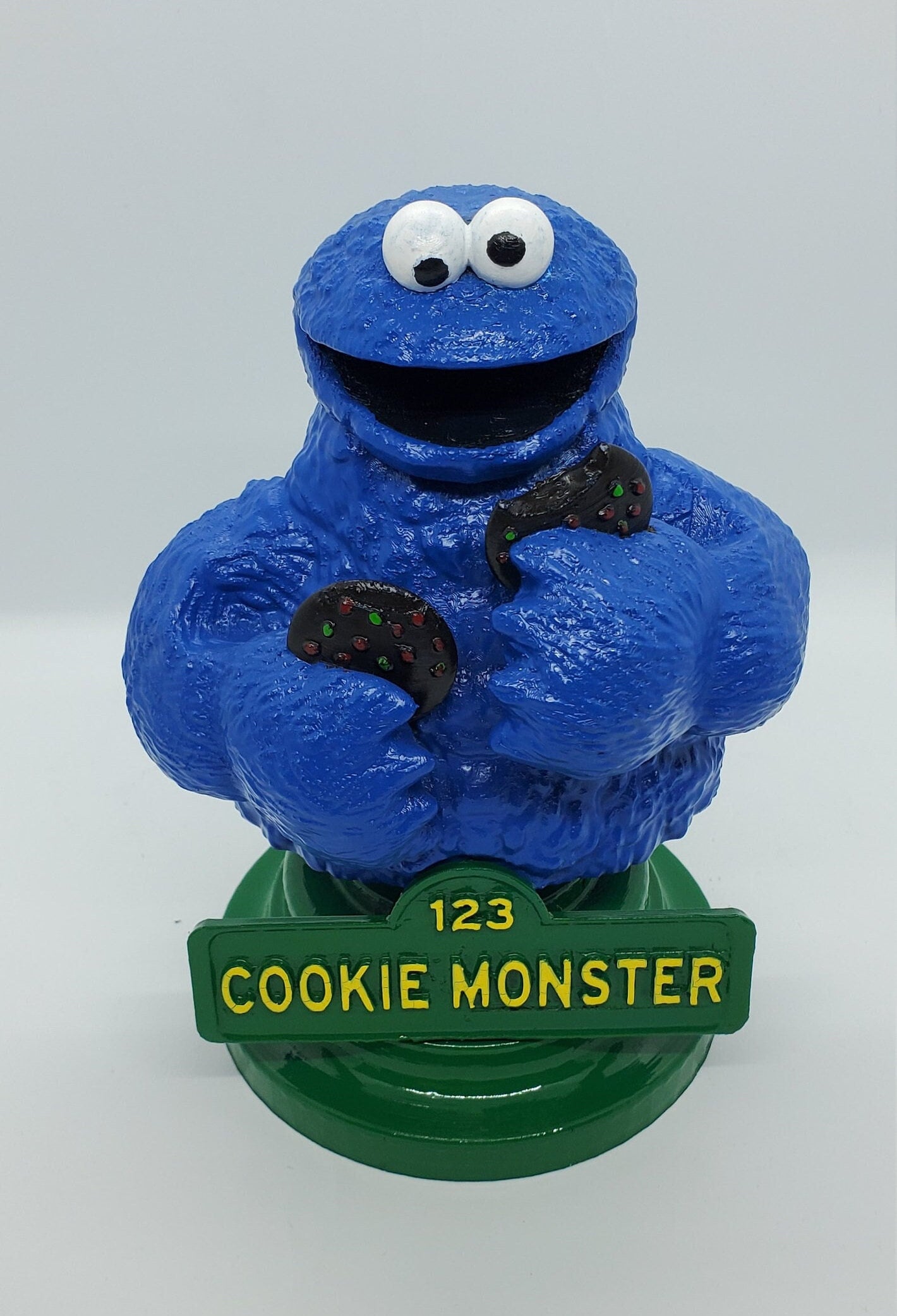 Sesame Street Cookie Monster Bust, Also Available: Big Bird and Oscar the  Grouch READ DESCRIPTIONS 