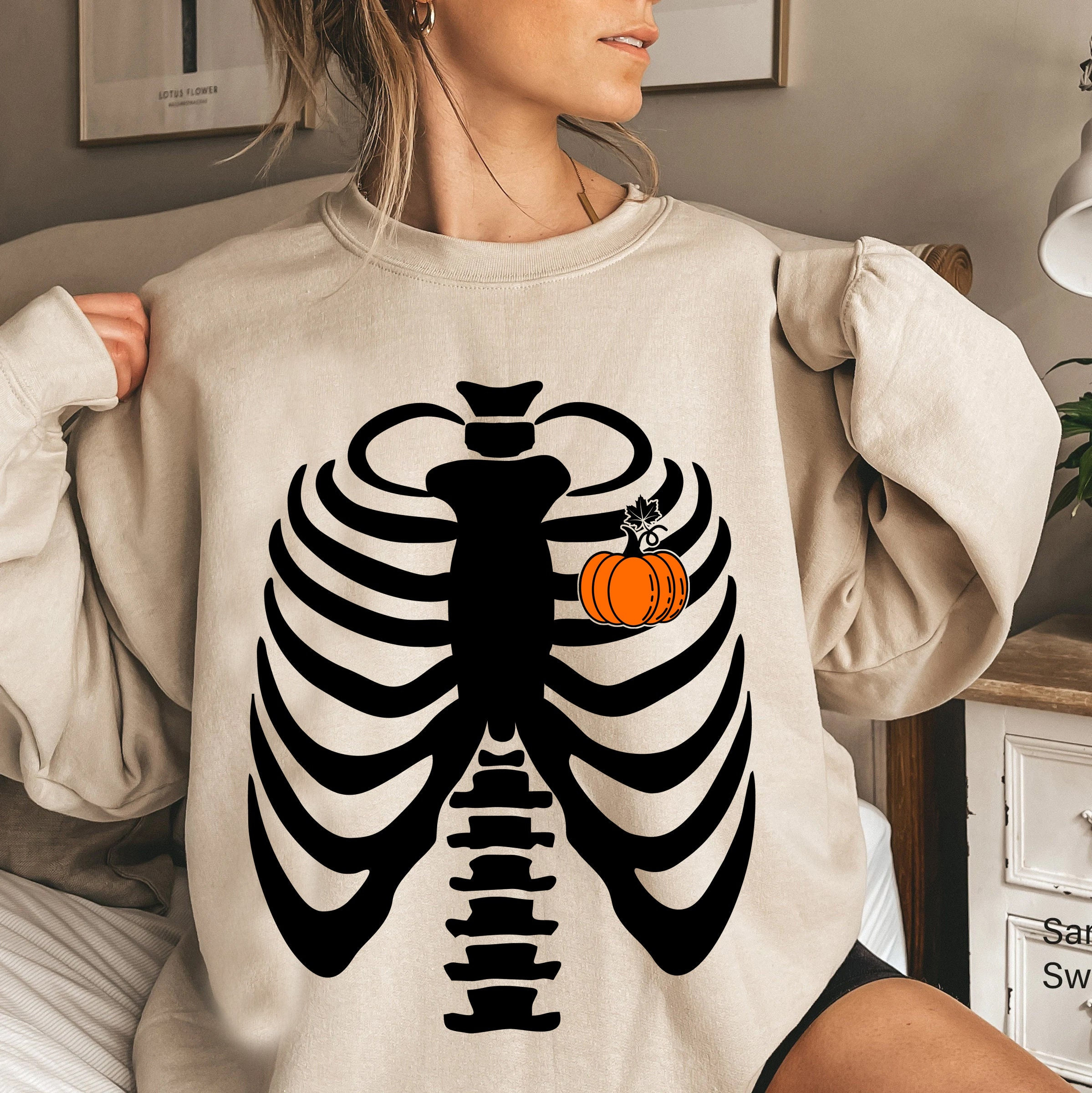 Discover Halloween Skeleton Sweatshirt, Pumpkin Skeleton Sweatshirt, Halloween Sweatshirt, Xray Sweatshirt, Skeleton Costume, Pumpkin Sweatshirt