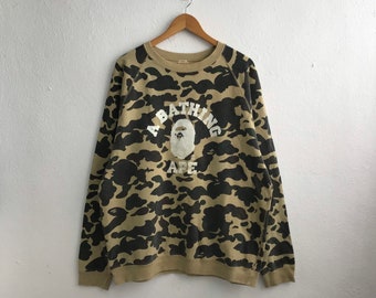 sweater a bathing ape