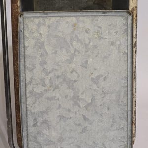 Vintage 1950’s 7up Metal Cooler White Progressive Refrigerator Co Needs Repair. image 7