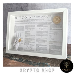 Poster Bitcoin BTC Satoshi Nakamoto Whitepaper DIN A 4 in cornice in legno profonda con moneta d'oro crittografica e figura di astronauta