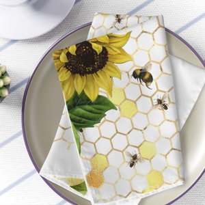 Sunflower dinner Napkins set | honeybee sunflower cloth napkins | bee napkins | 4 piece set | fall floral napkins | fall table linens