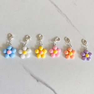 Flower Badge Reel Charm, Tumbler Charm, Bracelet Charm, Keychain Charm, Bookmark Tassel Charm, Purse Charm, Flower Badge Reel, Floral
