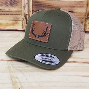 Deer Hunting Hat | Optional Leather Patch Color | 6 Panel Snapback Trucker Mesh | Deer Hunter Gift | Deer Hunters Hat