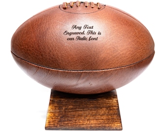 Balón de rugby vintage personalizado de piel de vacuno: hecho a mano y grabado con láser.