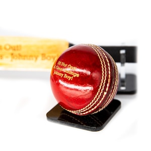 Personalised Cricket Ball & Mini Bat Gift Set - Gift Boxed