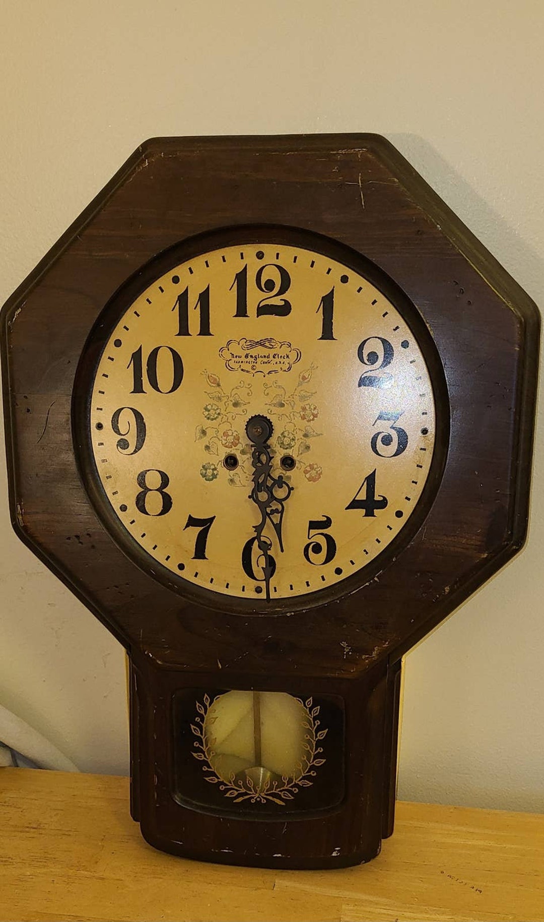 Vintage New England Clock Farmington Conn 18 X 12 Wall Clock Etsy