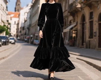 Vestido largo de terciopelo negro para mujer, vestido de manga larga con dobladillo con volantes escalonados, elegante vestido de noche para otoño e invierno, vestido de fiesta formal, vestido vintage personalizado.