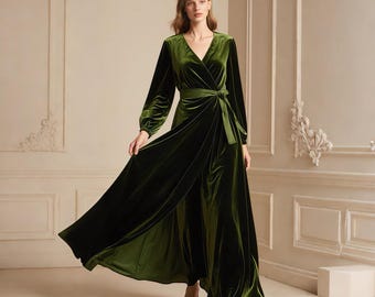 vera wang green dress VTG Vera Wang Gold Label Olive Green Floral Bias Cut Silk Halter Formal Dress 10