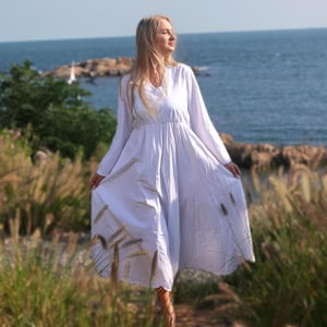 White Cotton V-Neck Long Sleeve Dress Minimalist Loose-Fit Maxi Dress Comfortable Women Boho Style Dress Bridesmaid Dress Spring Fall Dress