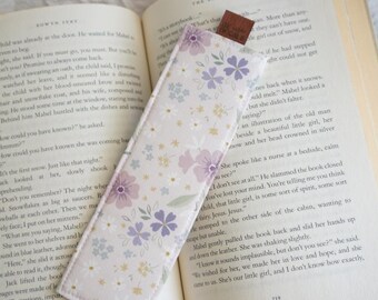 Fabric Bookmarks | Pattern Bookmarks | Gift For Readers | Bookish Accessory | Handmade | Bookish Gifts | Booklover | Lilac Flowers Bookmark