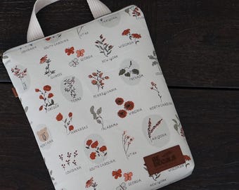 Book Sleeve | Handmade | Book Bag | Padded Nature Book Sleeve with Handle | Book Cover | Zipper Closure | Paperback Book Sleeve | Handle