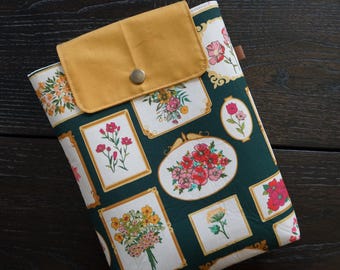 Book Sleeve| Handmade | Book Accessory | Padded Book Sleeve | Vintage Book Pouch | Gift for Reader | Book Protector | Paperback Book Sleeve
