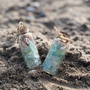 Frascos de vidrio marino - Playa - Vidrio marino - Tesoros de playa - Tamaño mediano - Amantes de la playa - Regalos