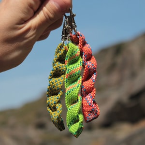 Sustainable Climber&#39;s Key Ring Handmade from Repurposed Climbing Rope | Unique Gift for Climbers and Boulderers by Ray&#39;s Climbing