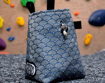 Chalk Bag for Climbing & Bouldering Handmade with Zero Waste (shiny shells) | Unique Gift for Climbers and Boulderers