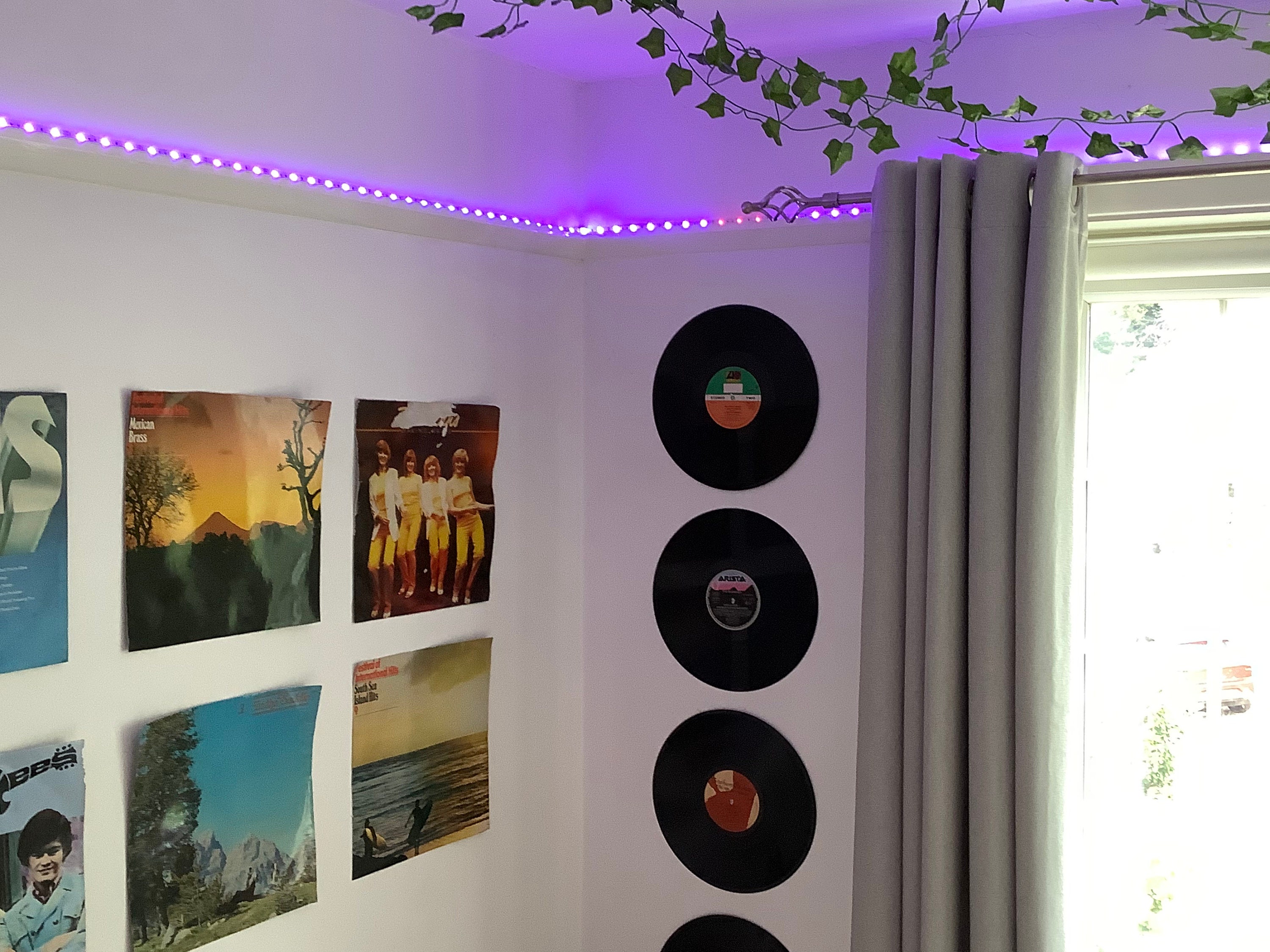Grunge Room Decor - Aesthetic Room Decor