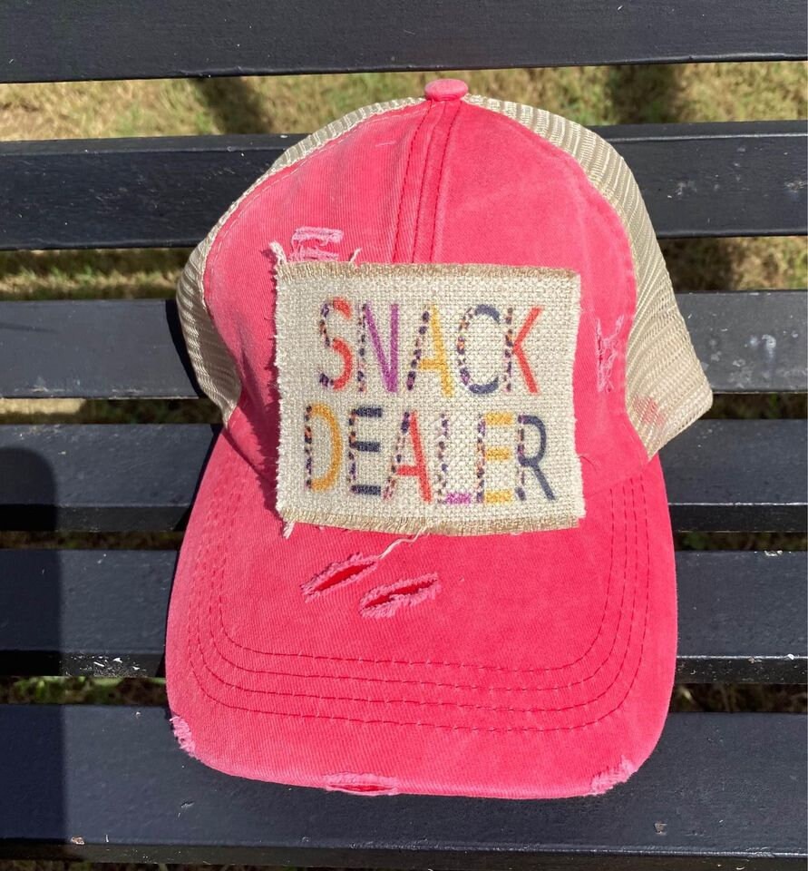 Snack Dealer Criss Cross Ponytail 