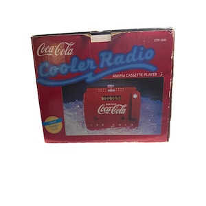 Coca Cola Cooler Radio AM FM Cassette Player OTR 1949 Red Nostalgia Bild 1