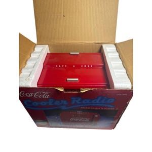 Coca Cola Cooler Radio AM FM Cassette Player OTR 1949 Red Nostalgia Bild 2