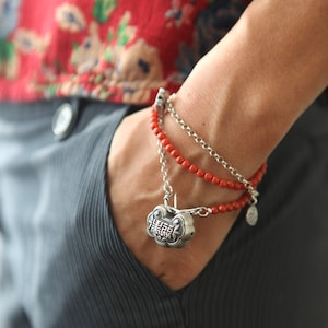 ShouFu-Retro South Red Agate with silver lock pendant Bracelet and Necklace (Can be used as necklace or bracelet)