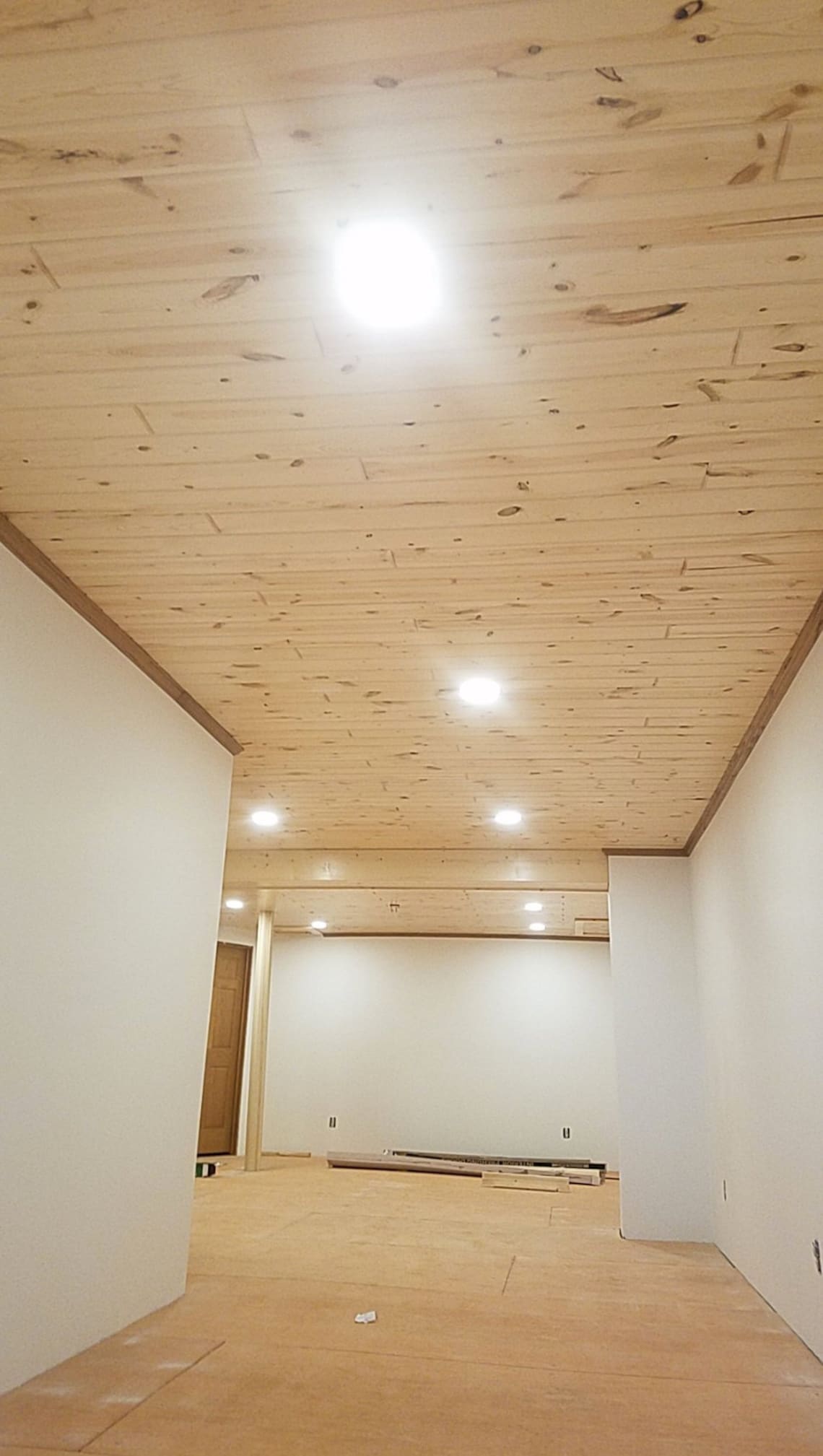 6 Clear Coat Knotty Pine Authentic Barn Wood Accent Wall or Ceiling Etsy